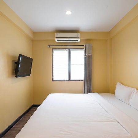 Hotel The Corner Ratchada Bangkok Zewnętrze zdjęcie