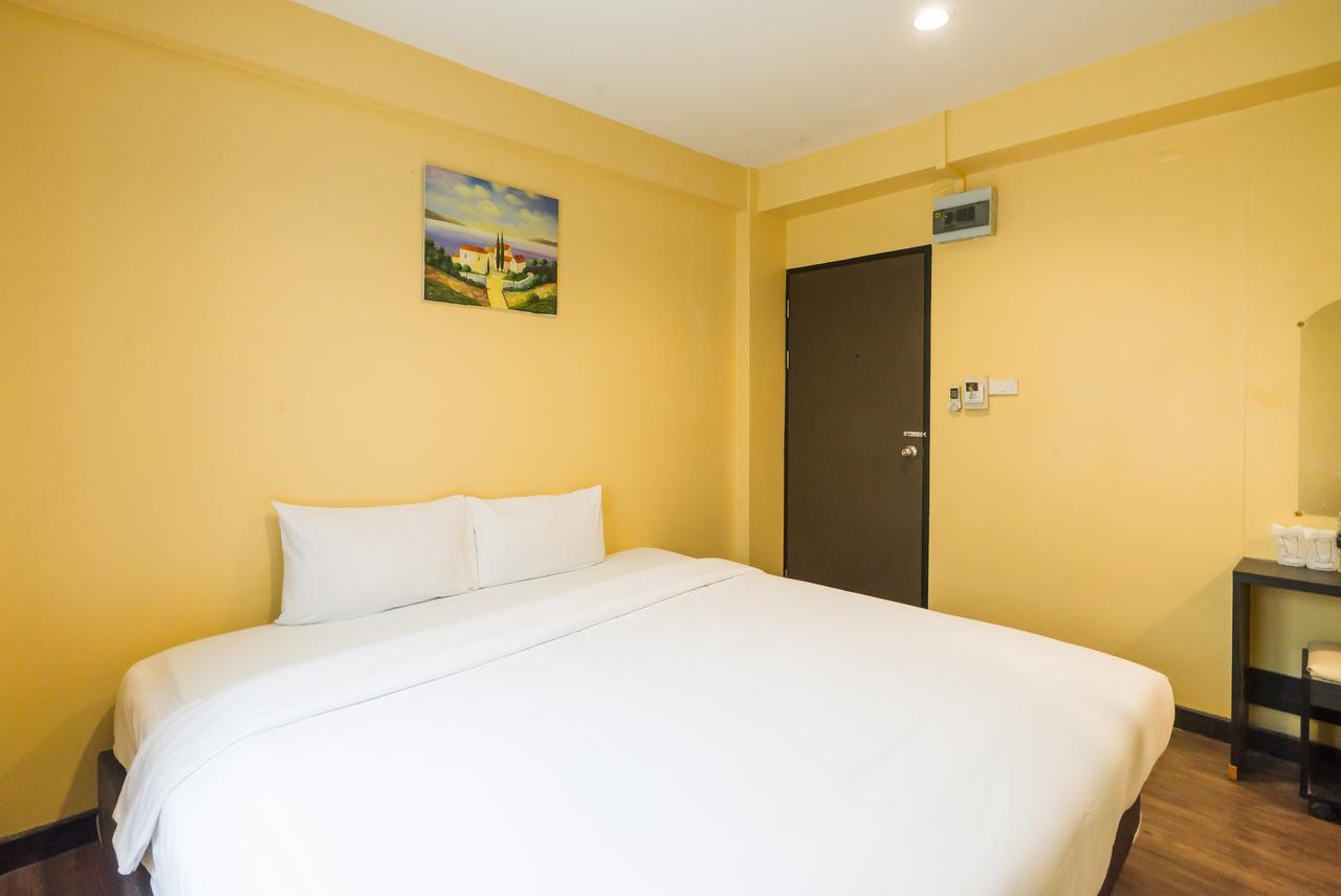 Hotel The Corner Ratchada Bangkok Zewnętrze zdjęcie