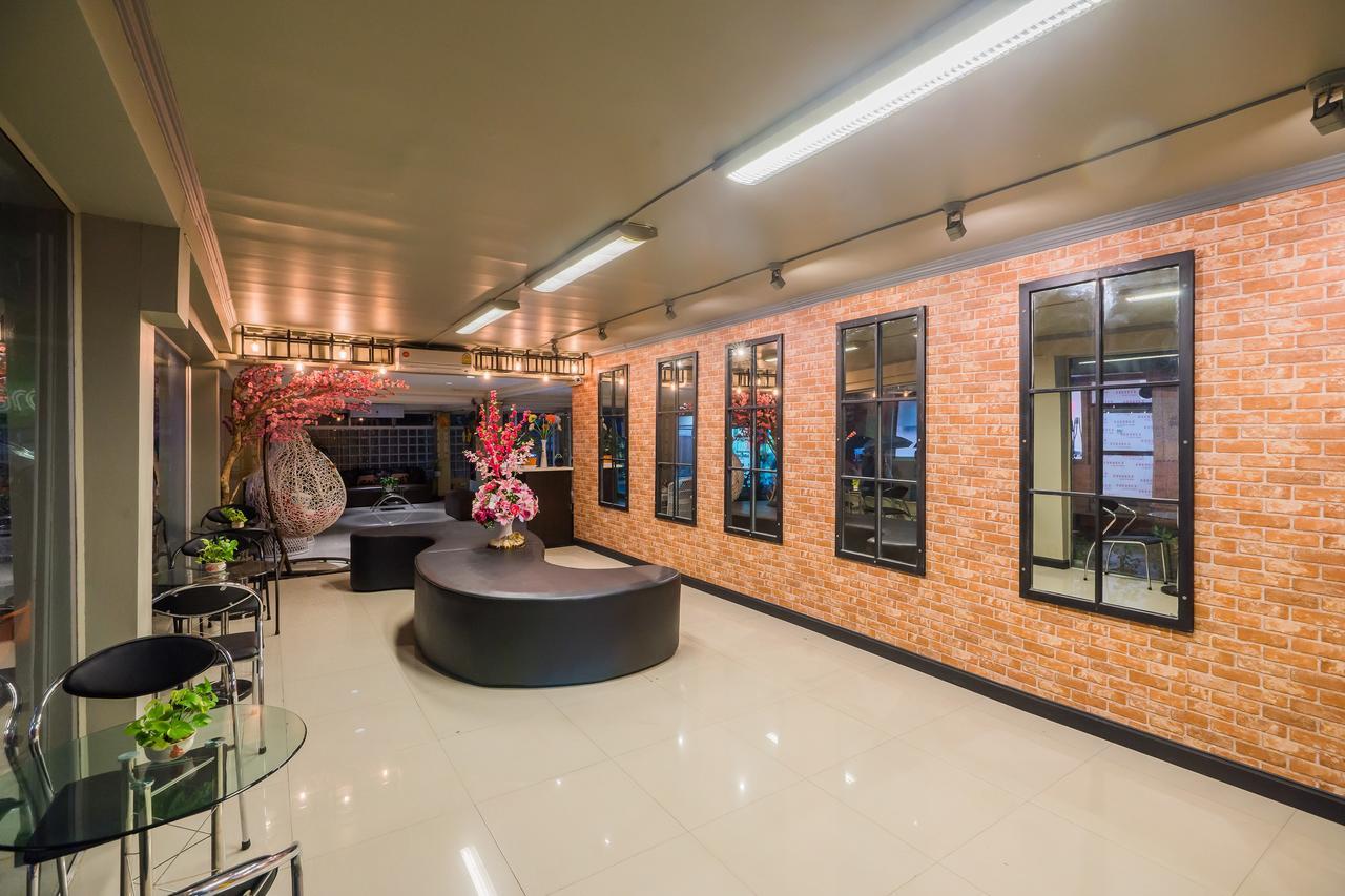 Hotel The Corner Ratchada Bangkok Zewnętrze zdjęcie